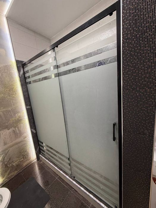 Dushavoy Kabenalar, Душавой кабина.