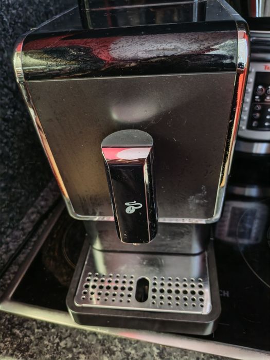 Автоматична кафемашина Tchibo Esperto Caffè – Отлично състояние