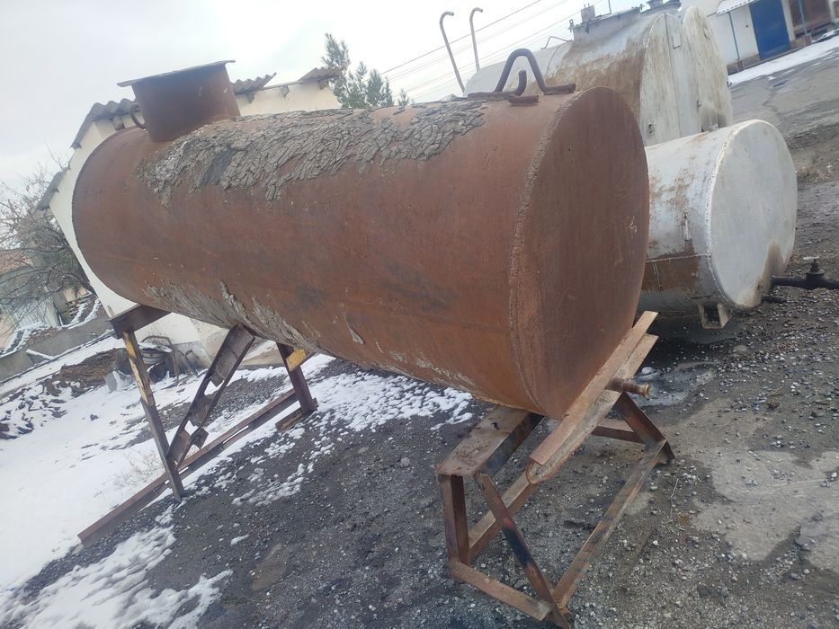 Продам ёмкости 3 кубовые