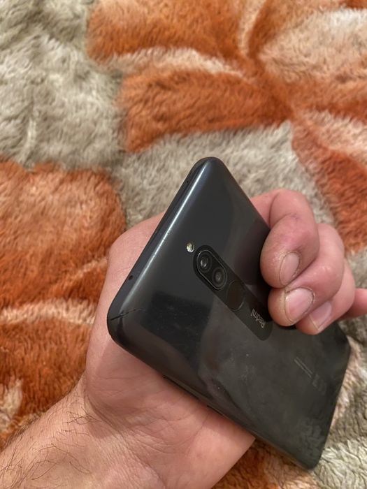 Xiomi Redmi 8 64 gb
