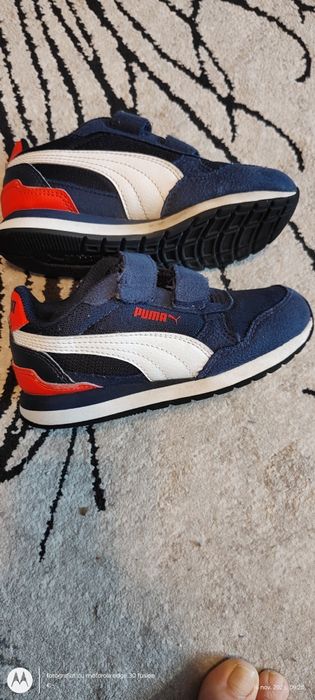 Vând adidași Puma