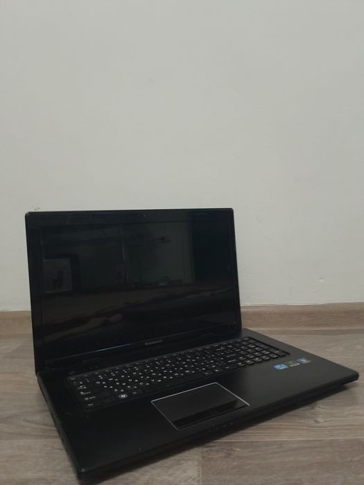 Обменяю 2 ноута на айфон