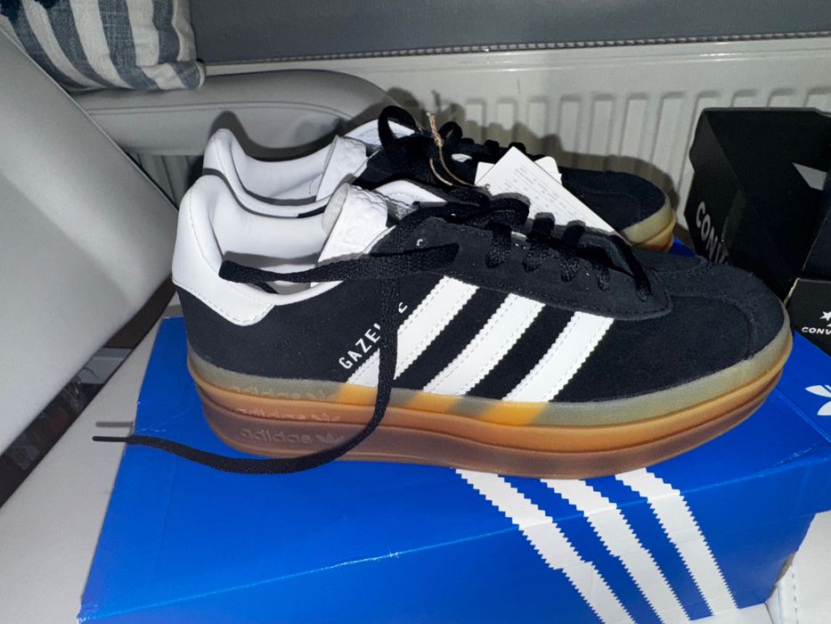 Дамски Маратонки adidas gazelle ,размер 36