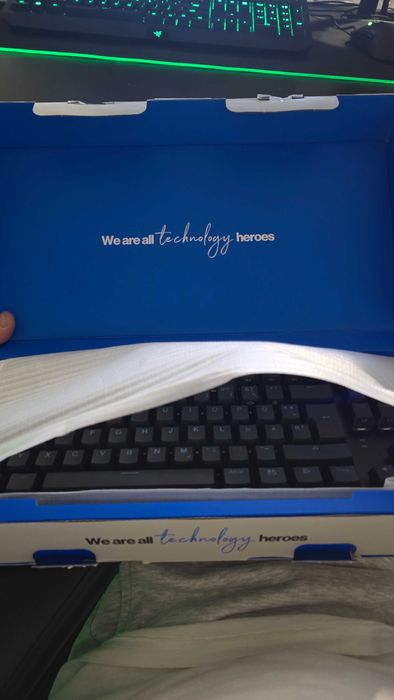 КАТО НОВА Endorfy Thock TKL клавиатура