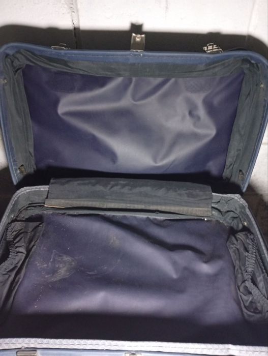 Чемодан,Сумка огромная на колесиках