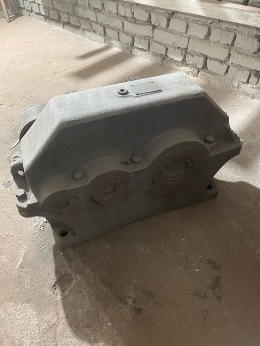 Продаю редуктор в отличном состоянии