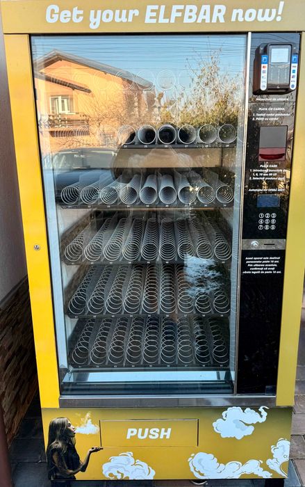 Tonomat Vending GPE 50 (6 tăvi x 9 coloane) –  complet echipat
