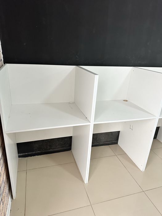 Столы рабочие в хорошем состоянии