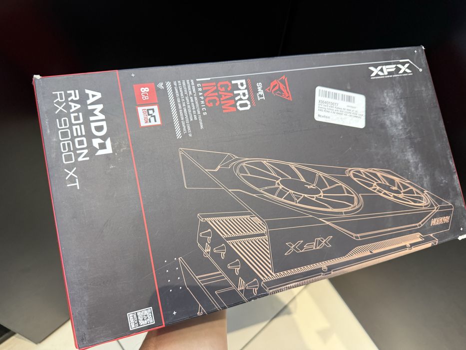 I7 12700kf rx 9060xt 8 gb i 16 gb