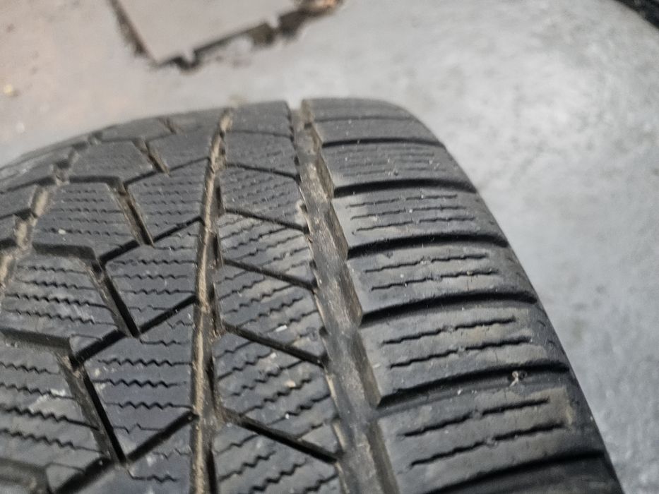 1x 225 40 19 m+s continental runflat