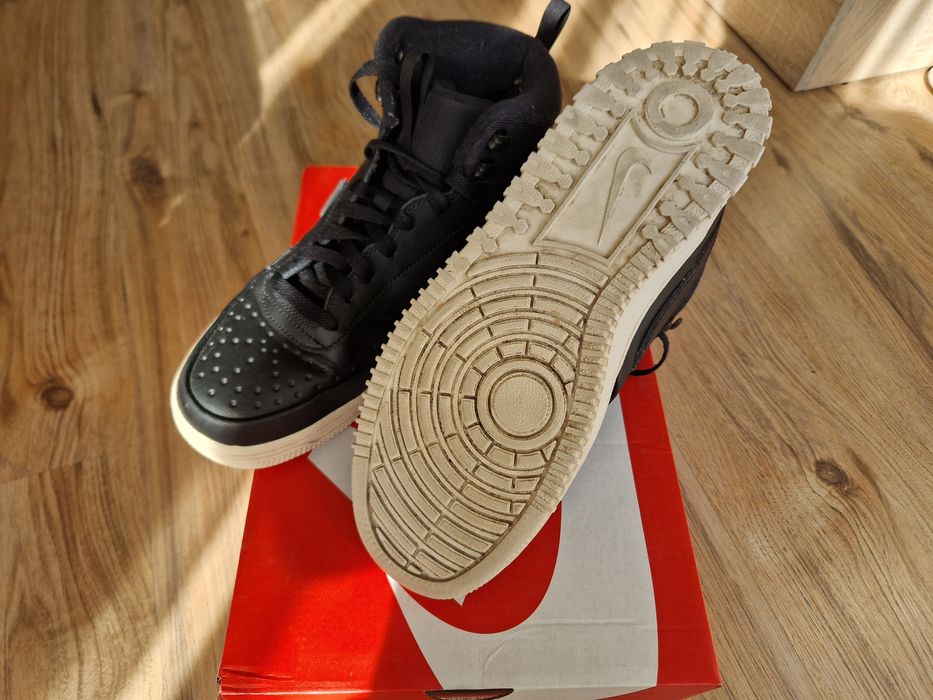 Маратонки NIKE Court Vision MID WNTR