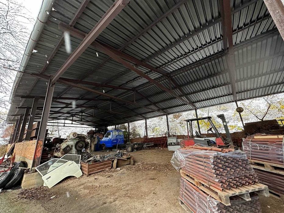 Продава се Промишлена сграда в с. Брезе, Област София-област - 12000 кв.м за 49 €/кв.м - Снимка #2