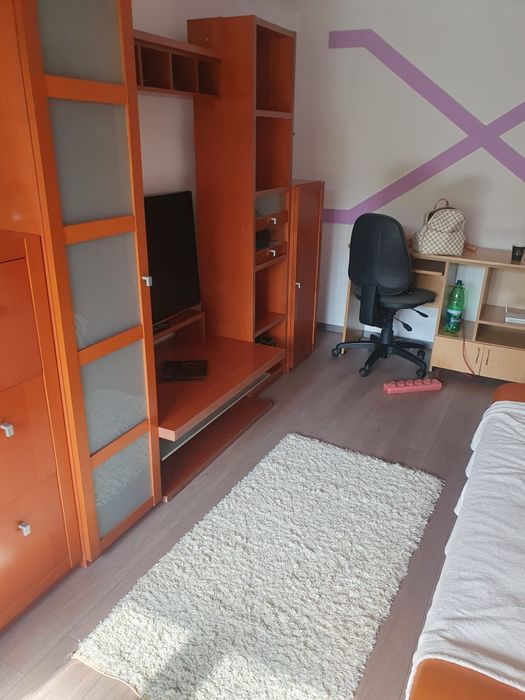 Închiriez apartament 2 camere