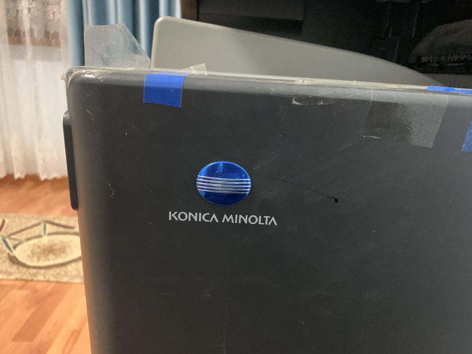 Отдам даром принтер konica minolta