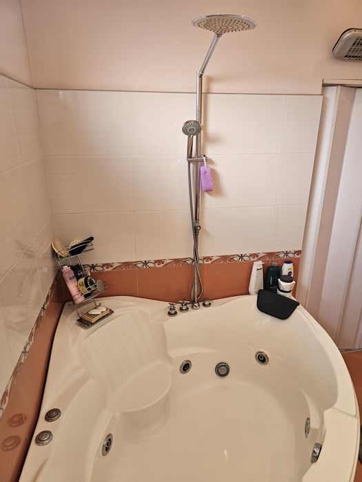 Джакузи за вътрешно ползване