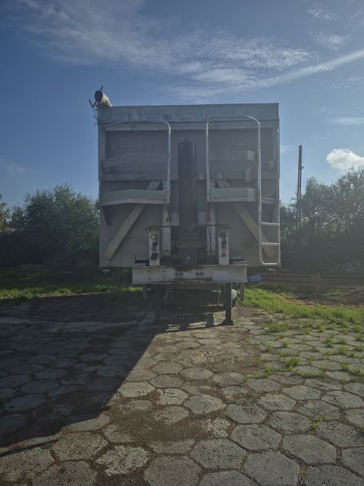 Vand semiremorcă cereale