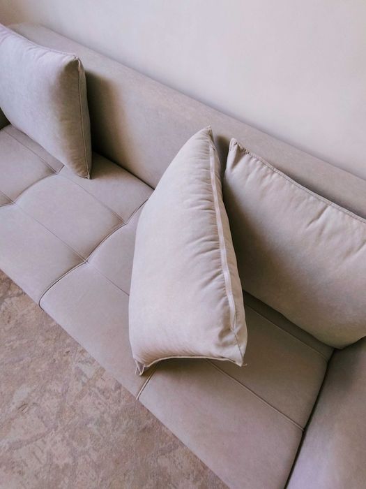 Диван, 1 мес. назад куплен