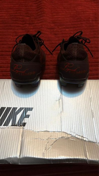 Бутсы проедается