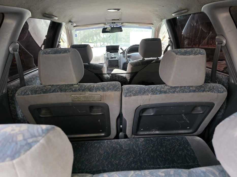 Toyota ipsum продам