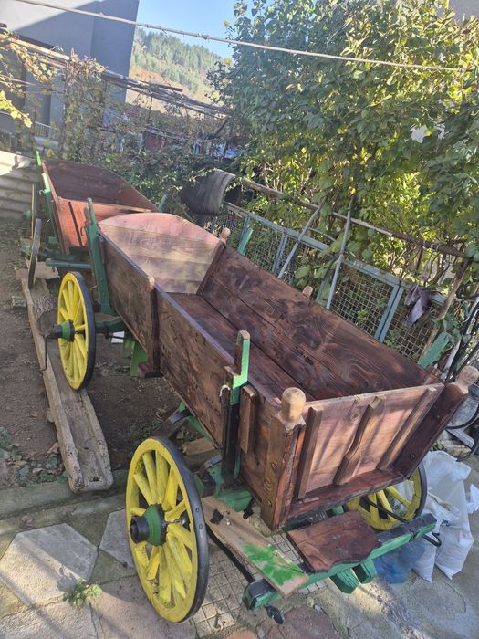 Старинна Дървена Каруца