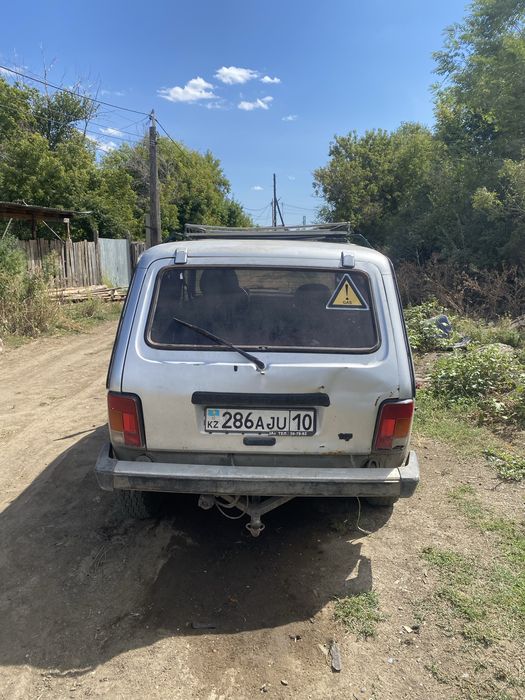 Продается 5 дверная нива