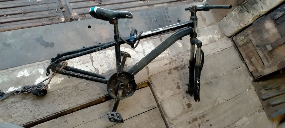 Рама от велосипеда Trinx