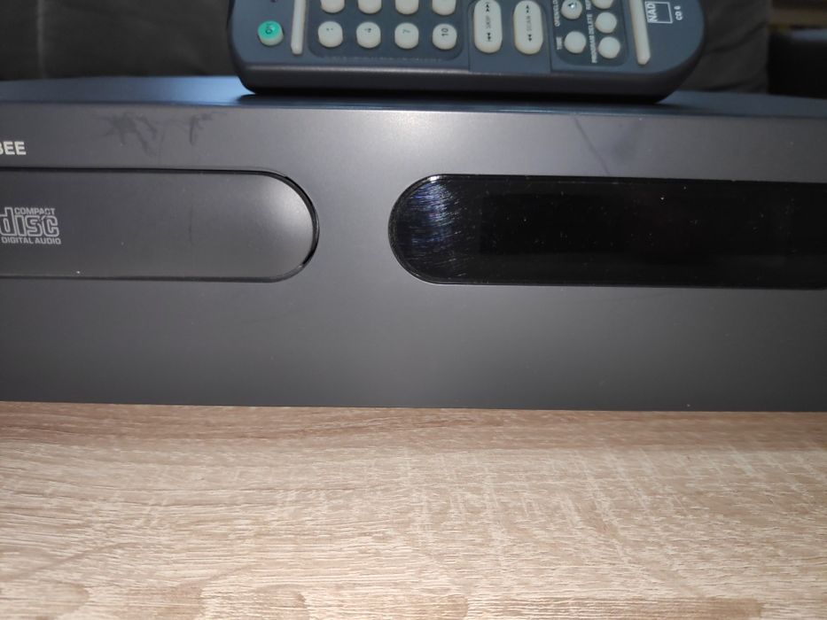 Продавам CD player NAD C 521BEE