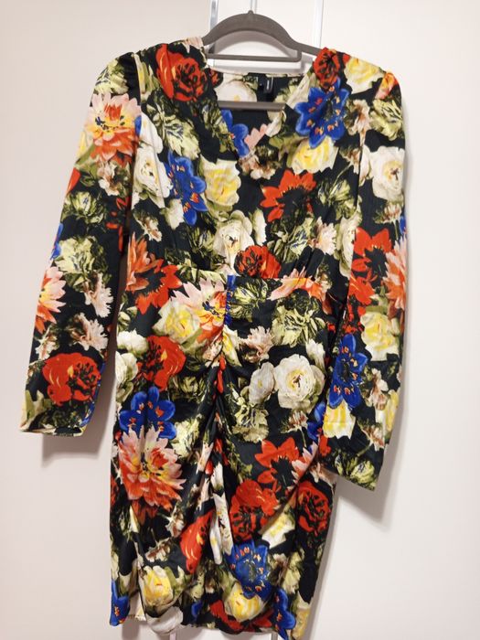 Много запазени рокли