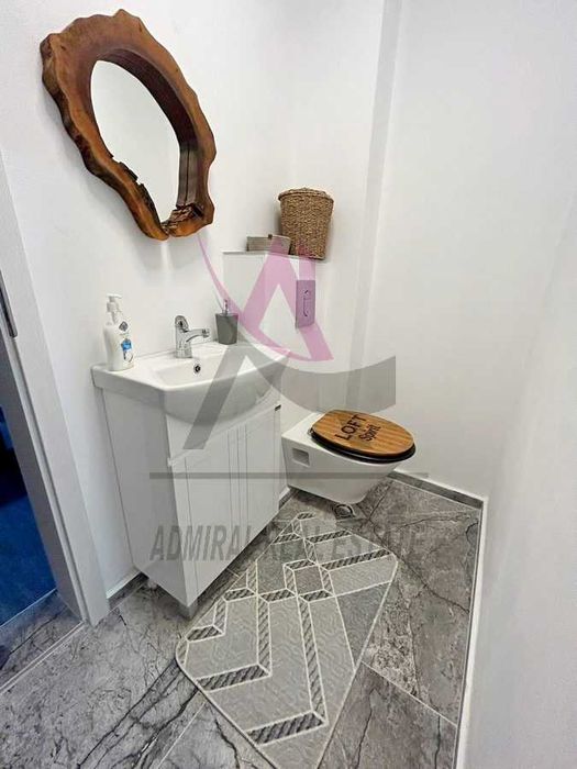 Дава се под наем Тристаен апартамент в Варна, Център - 100 кв.м за 950 € - Снимка #3