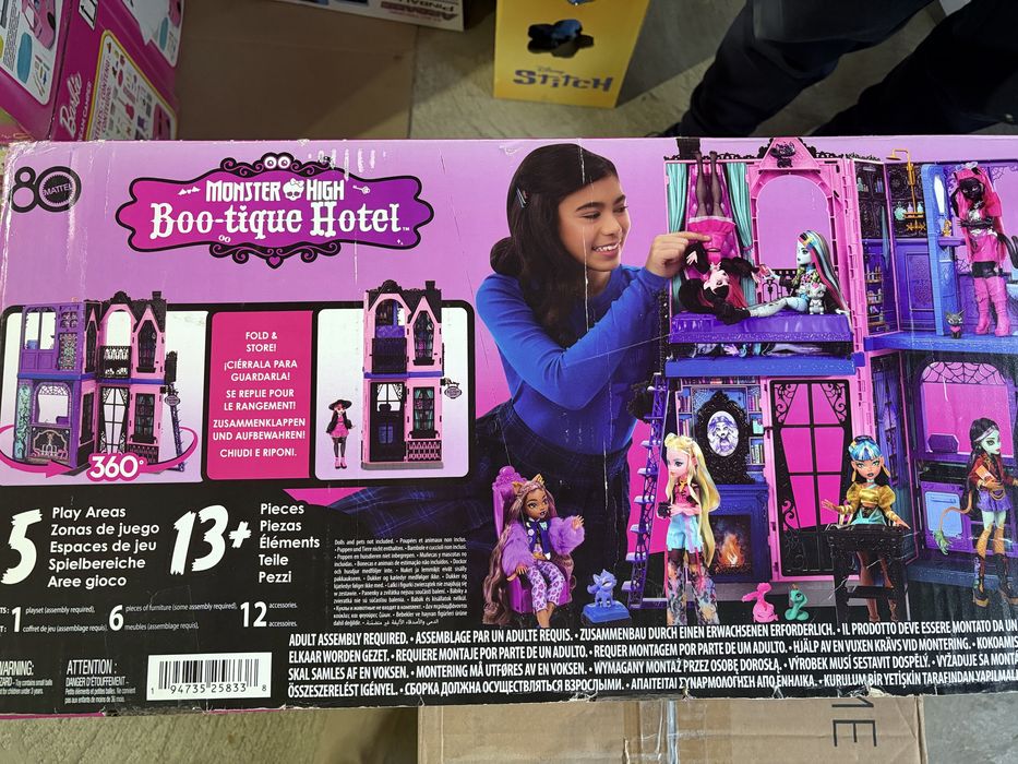 Monster High papusi si accesorii