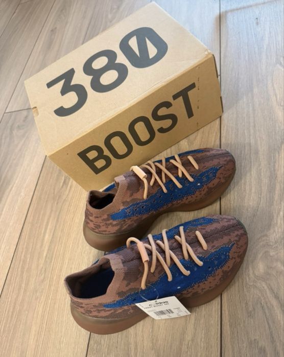 Yeezy boost 380