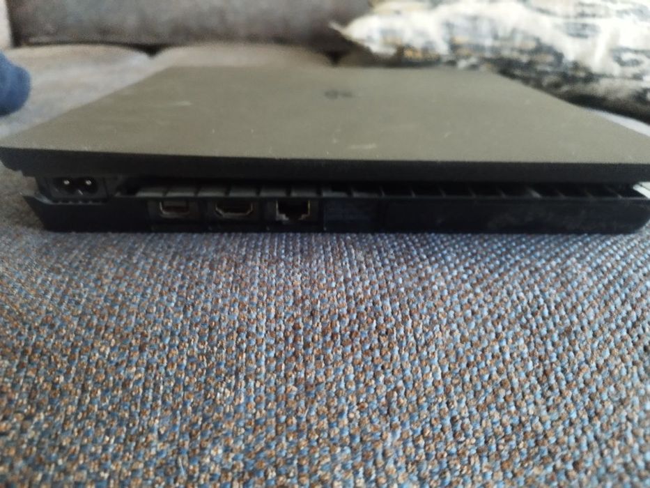 Ps4 slim на 900 gb