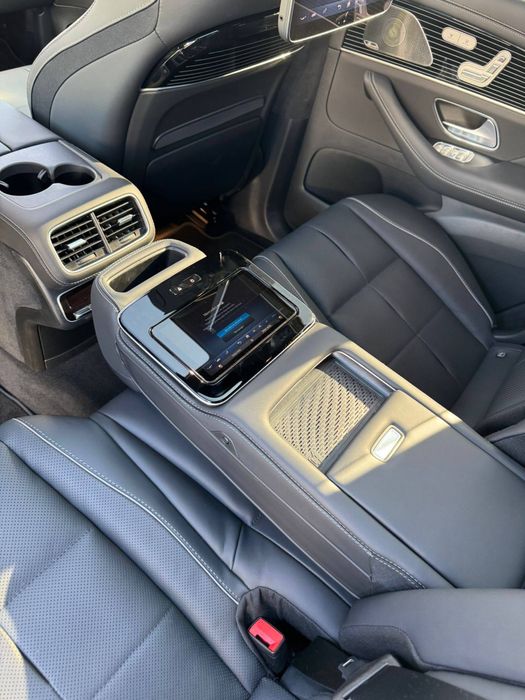 Mercedes Benz GLS 450 AMG Line Ultimate (Full option)