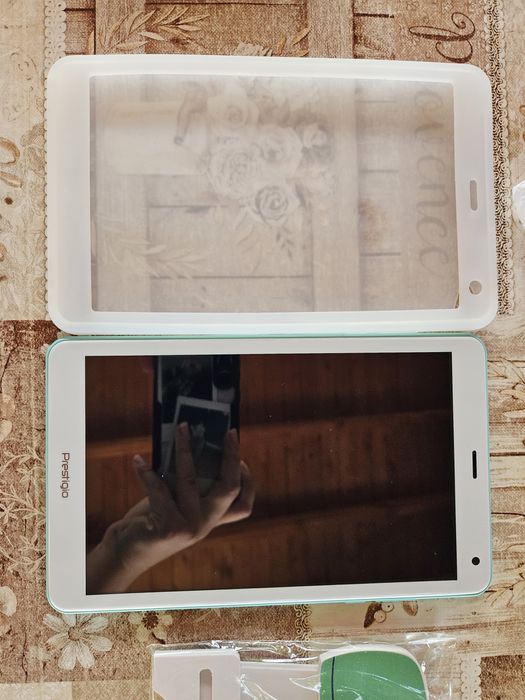 *НОВ* Таблет Prestigio Q Pro PMT4238, 2GB RAM , 16GB, 4G