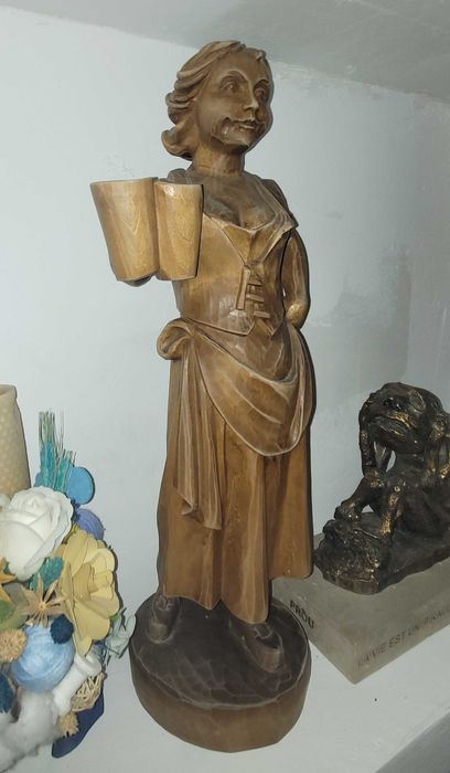 Statuie lemn masiv sculptat Hangița