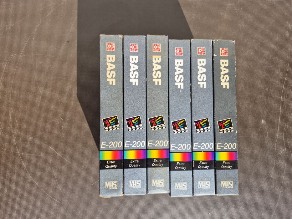 Vând 20 casete video Basf VHS originale de 200 minute colectie filme acțiune,drama,Comedie, Triler, dragoste,western...etc.