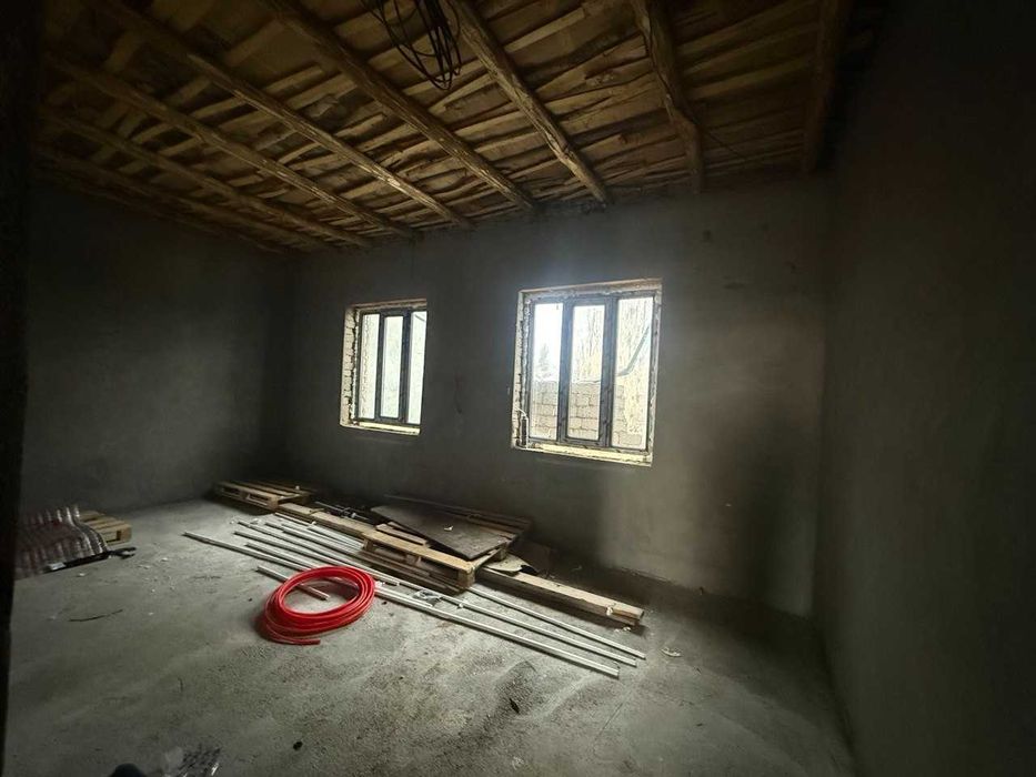 Нурафшон шаҳри Марказида участка сотилади