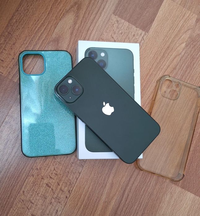 iPhone 13 128 GB Baterie 92% Fără piese schimbate totul original