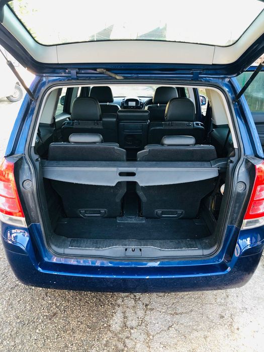 Vauxhall Zafira 1.6 бензин