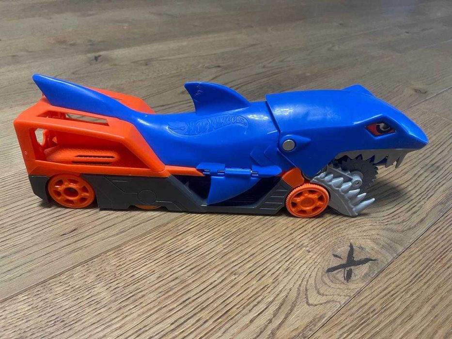 Наборы Hot Wheels  в хорошем состоянии