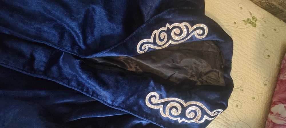 Продам новый шапан .