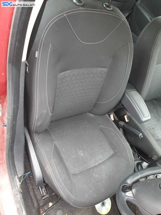 Scaun Fata Dreapta Fata Pasager Textil Fara Incalzire Dacia Sandero 2 2012 - 2016 [C4492]