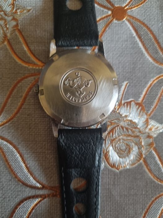 Vând ceas omega în stare foarte bună