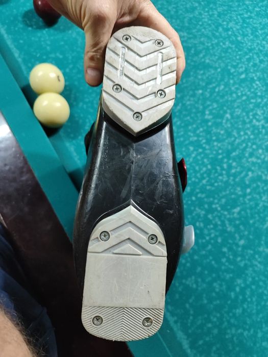 Горнолыжные ботинки размер 25.5