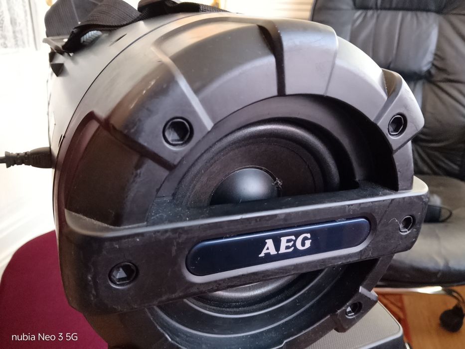 Combina Boombox AEG