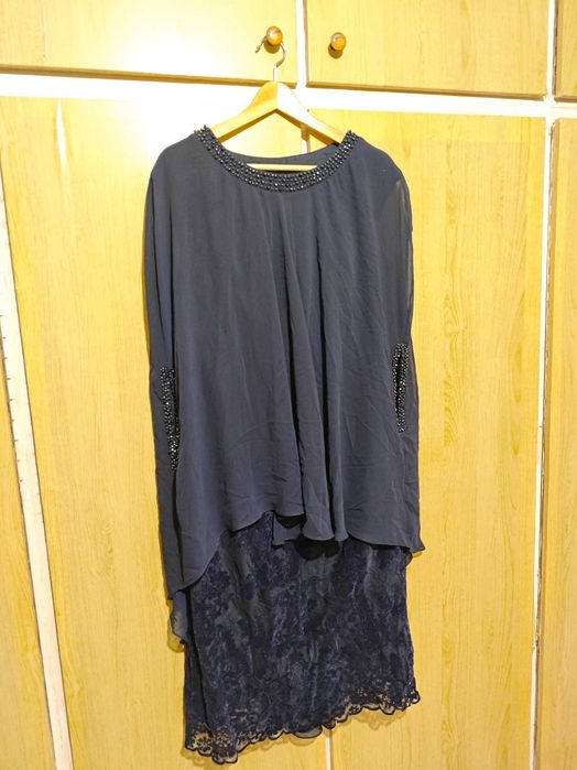 Продаю новое платье