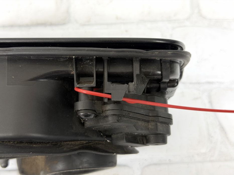 Капачка резервоар AUDI A4 B9 8W0809906