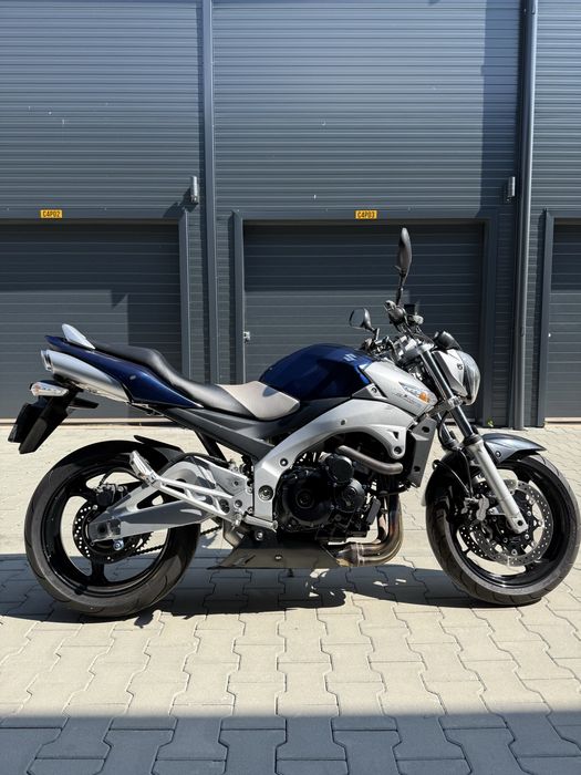 Suzuki GSR 600 2006
