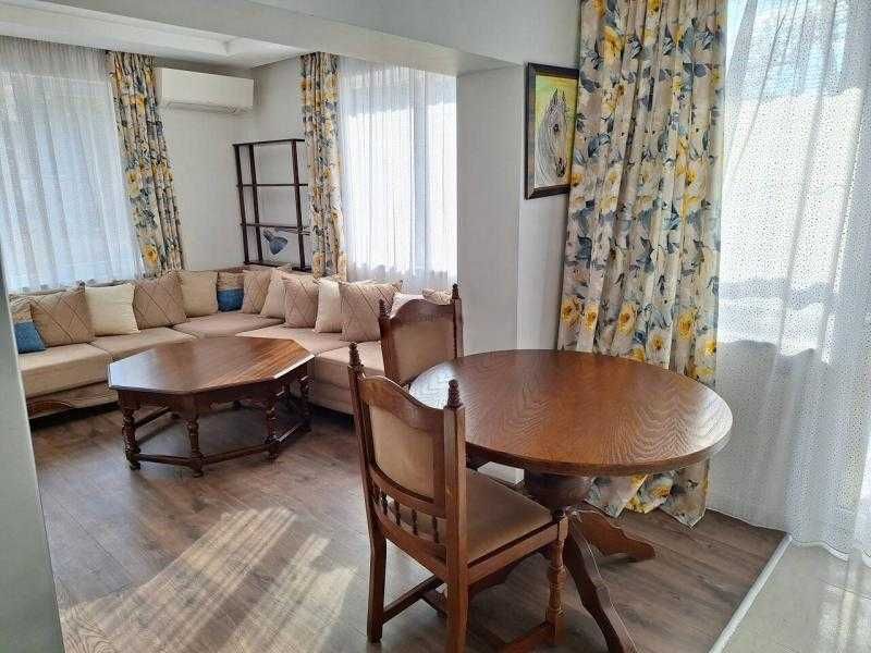 Двустаен апартамент в ж.к. Братя Миладинови