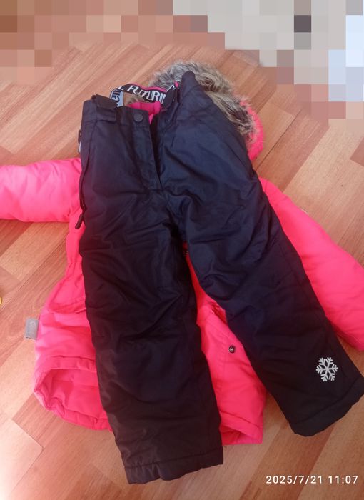 Продам зимний пуховик на девочку